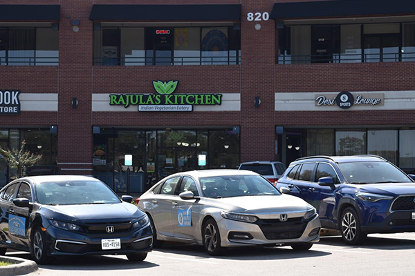 Bluebonnet driving school vehicles outside the Plano location